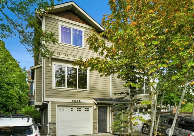 Photo 2 of Townhouse for sale at 5252 12th Avenue Ne #A, Seattle, WA 98105 | MLS# NWM2590020 | Listing updated on 2026-10-02