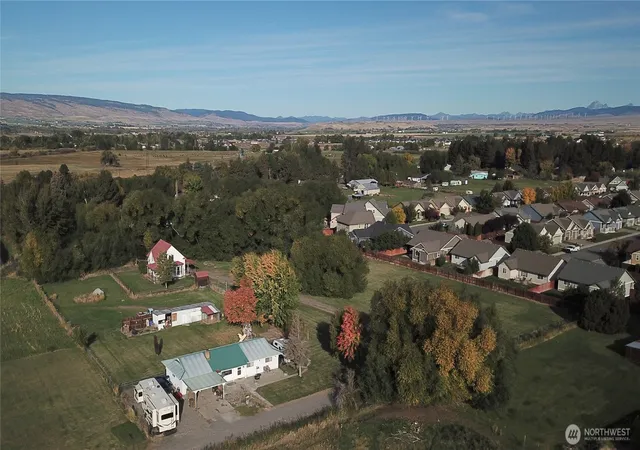Photo 1 of Single family home for sale at 507 W Helena Ave, Ellensburg, WA 98926 | MLS# NWM2590024 | Listing updated on 2026-10-02