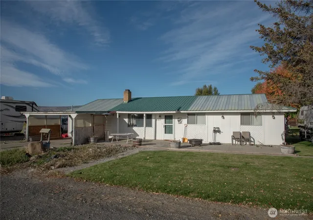 Photo 3 of Single family home for sale at 507 W Helena Ave, Ellensburg, WA 98926 | MLS# NWM2590024 | Listing updated on 2026-10-02