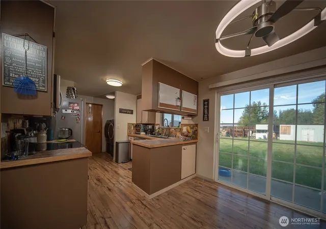 Photo 4 of Single family home for sale at 507 W Helena Ave, Ellensburg, WA 98926 | MLS# NWM2590024 | Listing updated on 2026-10-02