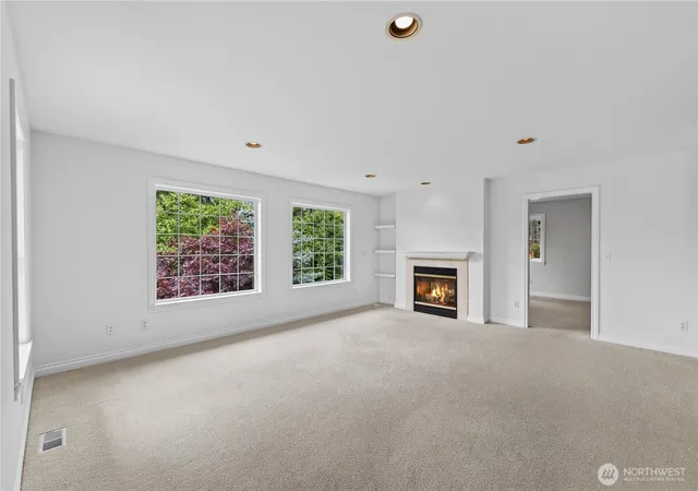 Photo 3 of Single family home for sale at 2618 Washington Blvd, Anacortes, WA 98221 | MLS# NWM2590035 | Listing updated on 2026-10-01