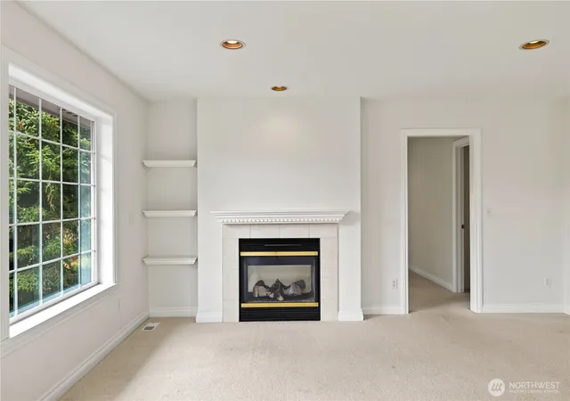 Photo 4 of Single family home for sale at 2618 Washington Blvd, Anacortes, WA 98221 | MLS# NWM2590035 | Listing updated on 2026-10-01