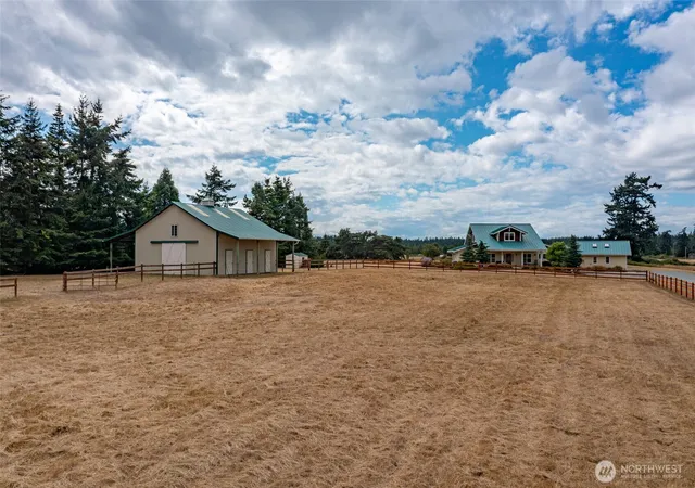 Photo 3 of Single family home for sale at 45 Holly Berry Rd, Coupeville, WA 98239 | MLS# NWM2590042 | Listing updated on 2026-10-02