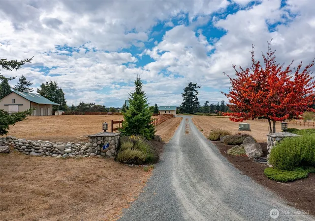 Photo 4 of Single family home for sale at 45 Holly Berry Rd, Coupeville, WA 98239 | MLS# NWM2590042 | Listing updated on 2026-10-02