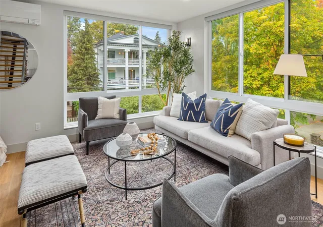 Photo 3 of Townhouse for sale at 1116 Broadway E #C, Seattle, WA 98102 | MLS# NWM2590046 | Listing updated on 2026-10-10