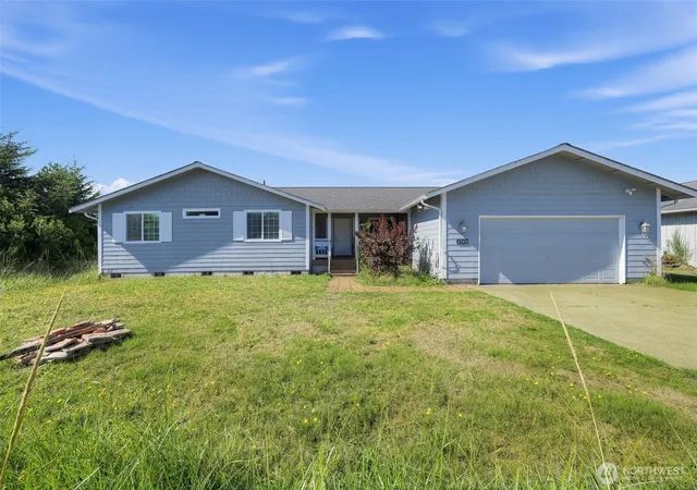 Photo 3 of Single family home for sale at 2743 State Route 109, Ocean Shores, WA 98569 | MLS# NWM2590057 | Listing updated on 2026-10-01