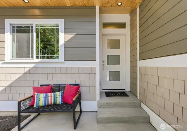 Photo 1 of Single family home for sale at 371 Rainier Ln, Port Ludlow, WA 98365 | MLS# NWM2590062 | Listing updated on 2026-10-16