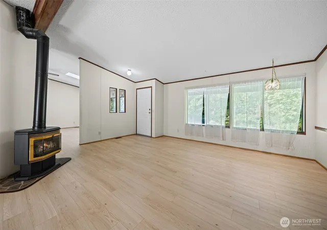 Photo 4 of Manufactured home for sale at 211 NE Yew Tree Ln, Tahuya, WA 98588 | MLS# NWM2590064 | Listing updated on 2026-10-02