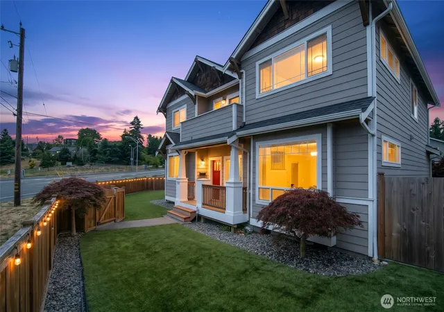 Photo 2 of Single family home for sale at 7208 8th Avenue NE, Seattle, WA 98115 | MLS# NWM2590069 | Listing updated on 2026-10-01