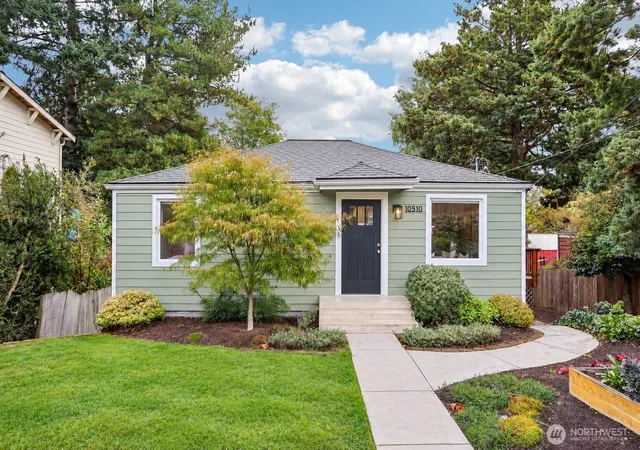 Photo 1 of Condo for sale at 10510 Linden Ave N #A, Seattle, WA 98133 | MLS# NWM2590089 | Listing updated on 2026-10-02