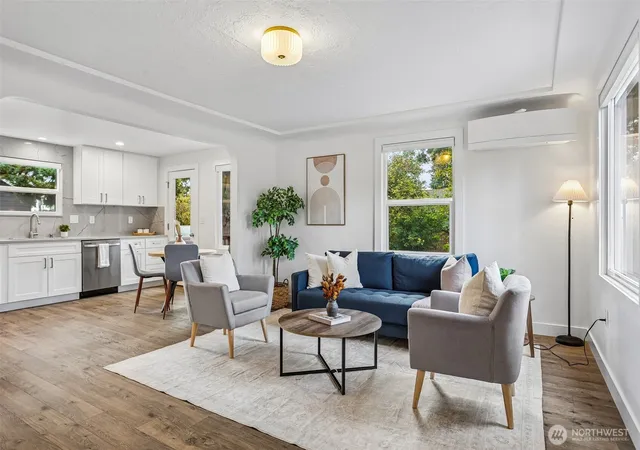 Photo 4 of Condo for sale at 10510 Linden Ave N #A, Seattle, WA 98133 | MLS# NWM2590089 | Listing updated on 2026-10-02