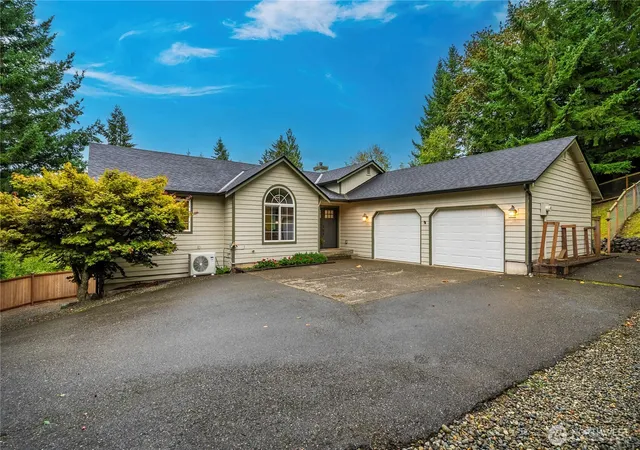 Photo 4 of Single family home for sale at 26045 Landsburg Rd SE, Ravensdale, WA 98051 | MLS# NWM2590112 | Listing updated on 2026-10-02