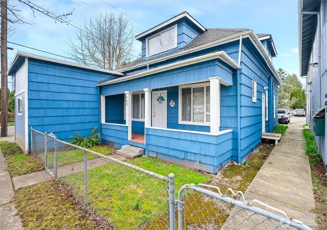 Photo 4 of House for sale at 441 445 Smithers Ave S, Renton, WA 98057 | MLS# NWM2590115 | Listing updated on 2026-10-01