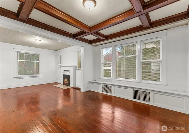 Photo 3 of Single family home for sale at 108 Ne 61st Street, Seattle, WA 98115 | MLS# NWM2590119 | Listing updated on 2026-10-02