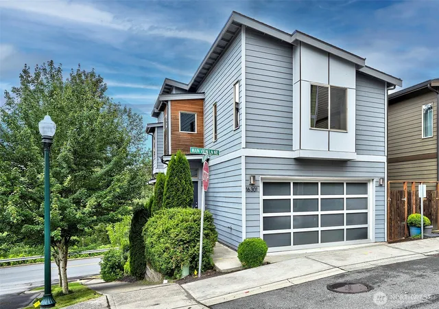 Photo 3 of Single family home for sale at 16301 Main View Ln Ne, Duvall, WA 98019 | MLS# NWM2590120 | Listing updated on 2026-10-02