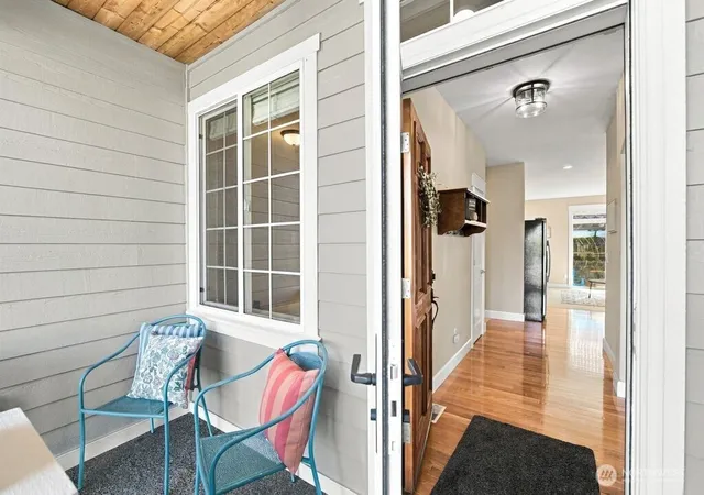 Photo 3 of Single family home for sale at 13814 170th Street E, Puyallup, WA 98374 | MLS# NWM2590135 | Listing updated on 2026-10-17