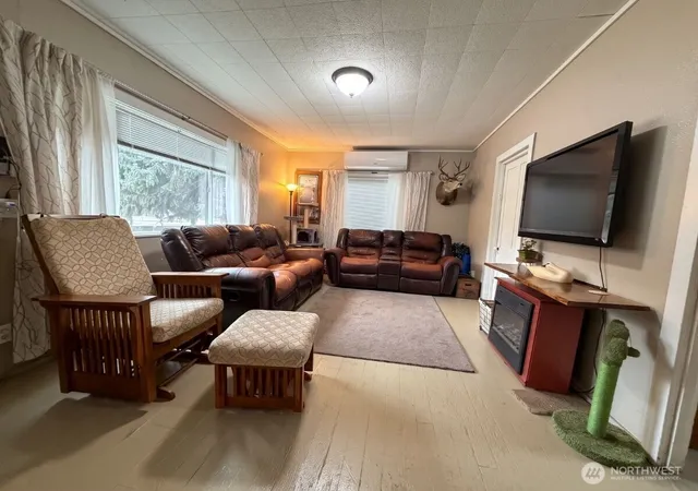 Photo 3 of Single family home for sale at 217 E Richmond Ave, Dayton, WA 99328 | MLS# NWM2590148 | Listing updated on 2026-10-03