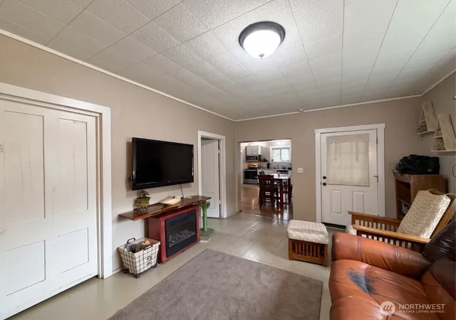 Photo 3 of Single family home for sale at 217 E Richmond Ave, Dayton, WA 99328 | MLS# NWM2590148 | Listing updated on 2026-10-03