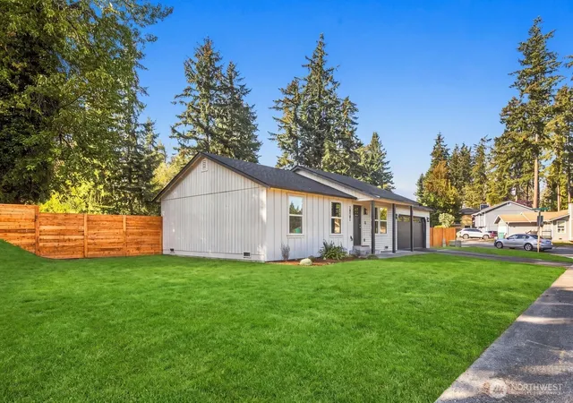 Photo 2 of Single family home for sale at 30205 29th Avenue S, Federal Way, WA 98003 | MLS# NWM2590149 | Listing updated on 2026-10-02