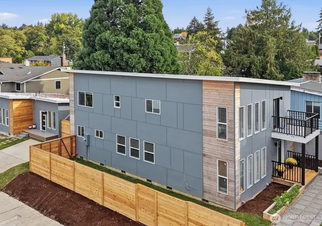Photo 3 of Single family home for sale at 1603 S Walters Rd, Tacoma, WA 98465 | MLS# NWM2590154 | Listing updated on 2026-10-22