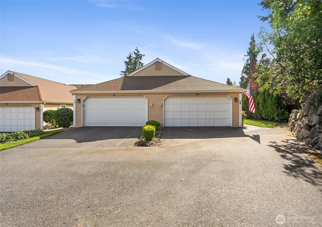 Photo 1 of Condo for sale at 2536 N Narrows Dr #10, Tacoma, WA 98406 | MLS# NWM2590157 | Listing updated on 2026-10-09