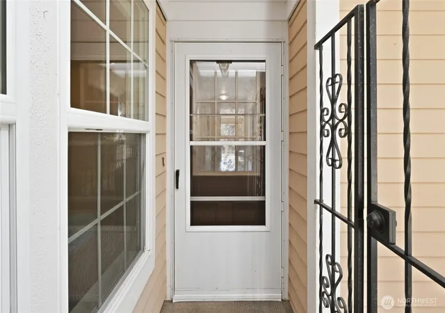 Photo 3 of Condo for sale at 2536 N Narrows Dr #10, Tacoma, WA 98406 | MLS# NWM2590157 | Listing updated on 2026-10-09