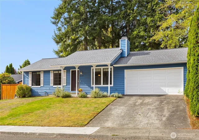 Photo 2 of Single family home for sale at 36129 24th Place S, Federal Way, WA 98003 | MLS# NWM2590161 | Listing updated on 2026-10-30