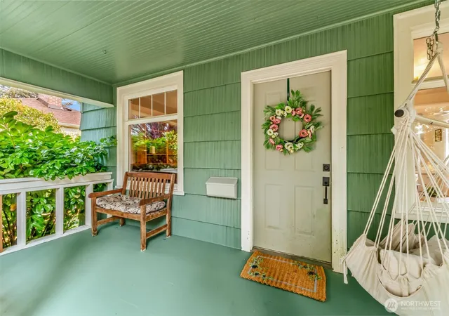 Photo 3 of Single family home for sale at 2309 Mcdougall Ave, Everett, WA 98201 | MLS# NWM2590168 | Listing updated on 2026-10-03