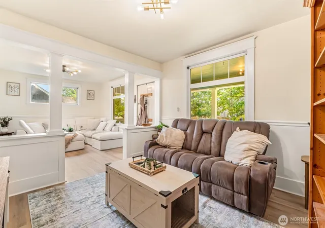 Photo 4 of Single family home for sale at 2309 Mcdougall Ave, Everett, WA 98201 | MLS# NWM2590168 | Listing updated on 2026-10-03