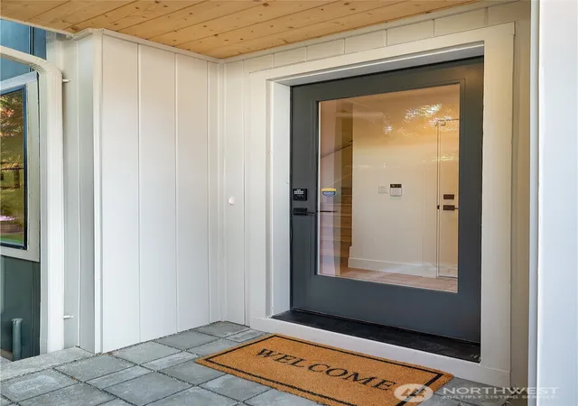Photo 4 of Townhouse for sale at 1216 NE A 103rd, Seattle, WA 98125 | MLS# NWM2590178 | Listing updated on 2026-10-02