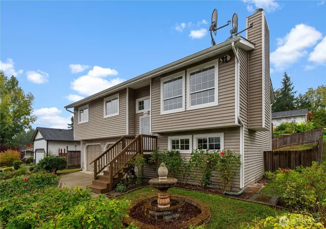 Photo 1 of Single family home for sale at 2009 Becky Ave, Port Orchard, WA 98366 | MLS# NWM2590181 | Listing updated on 2026-10-02
