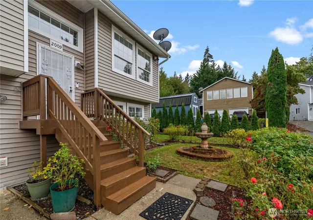 Photo 3 of Single family home for sale at 2009 Becky Ave, Port Orchard, WA 98366 | MLS# NWM2590181 | Listing updated on 2026-10-02