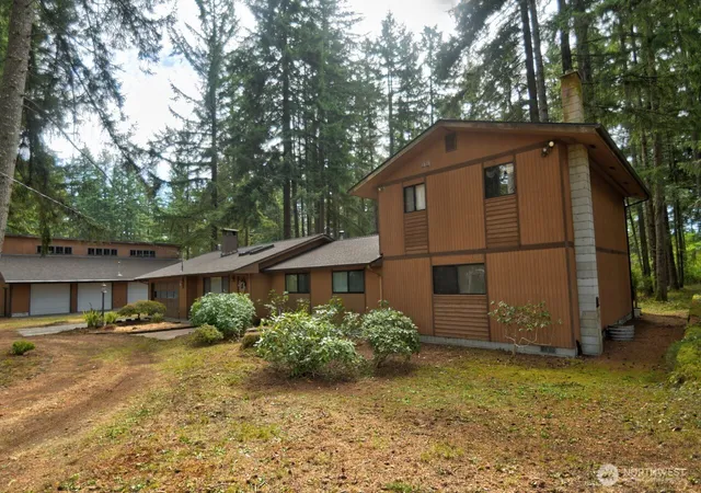 Photo 1 of Single family home for sale at 11125 Charm Rd Se, Rainier, WA 98576 | MLS# NWM2590184 | Listing updated on 2026-10-17