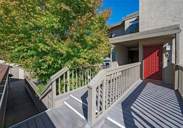 Condo for sale at 6710 Parkpoint Way NE #E-402, Seattle, WA 98115 | MLS# NWM2590185