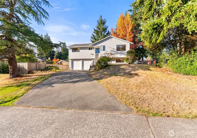 Photo 3 of Single family home for sale at 3805 224th Place SW, Mountlake Terrace, WA 98043 | MLS# NWM2590186 | Listing updated on 2026-10-02