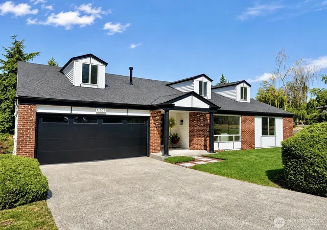 Photo 3 of Single family home for sale at 31509 42nd Avenue Sw, Federal Way, WA 98023 | MLS# NWM2590187 | Listing updated on 2026-10-02