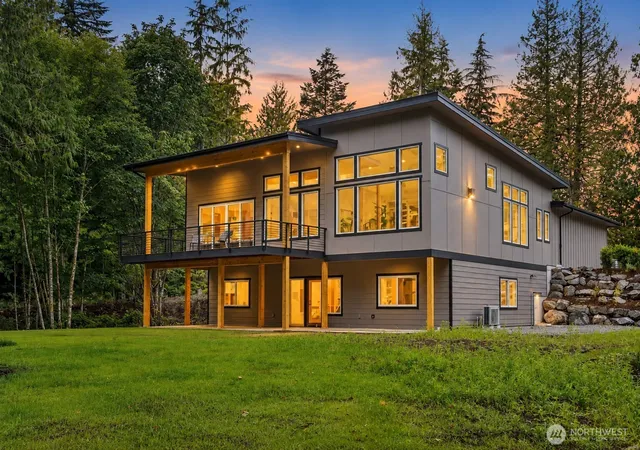 Photo 3 of Single family home for sale at 5061 S Pass Rd, Sumas, WA 98295 | MLS# NWM2590190 | Listing updated on 2026-10-02