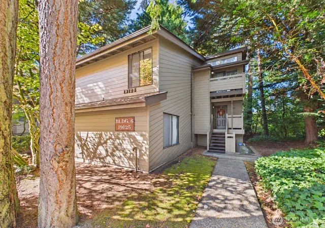 Condo for sale at 19125 Ballinger Way NE #202, Lake Forest Park, WA 98155 | MLS# NWM2590195