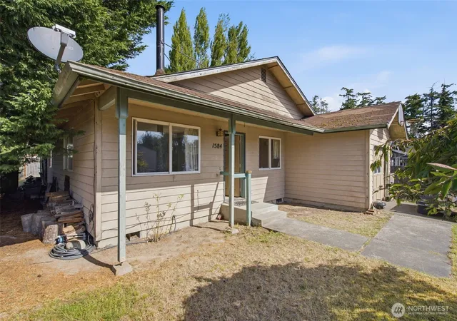 Photo 1 of Single family home for sale at 1584 7th Street, Port Townsend, WA 98368 | MLS# NWM2590200 | Listing updated on 2026-10-06