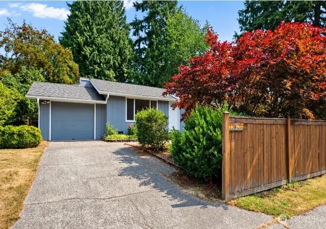 Photo 3 of Single family home for sale at 13611 62nd Avenue Se, Everett, WA 98208 | MLS# NWM2590213 | Listing updated on 2026-10-02
