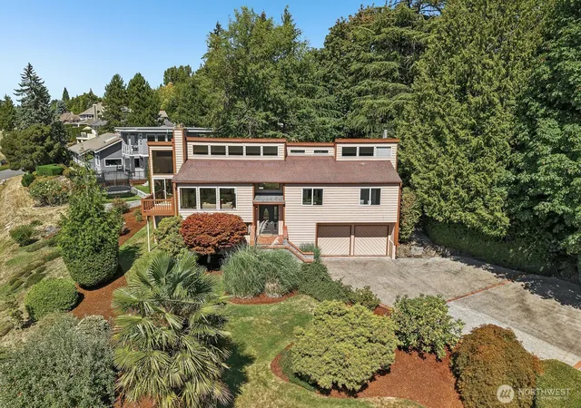 Photo 1 of Single family home for sale at 13604 Se 1st Street, Bellevue, WA 98005 | MLS# NWM2590222 | Listing updated on 2026-10-03