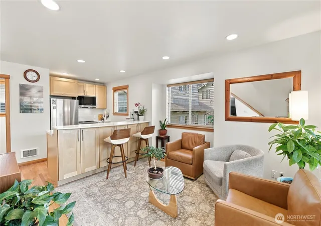 Photo 2 of Townhouse for sale at 5252 12th Avenue Ne #B, Seattle, WA 98105 | MLS# NWM2590225 | Listing updated on 2026-10-02