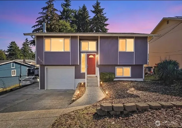 Photo 2 of Single family home for sale at 7607 S L St, Tacoma, WA 98408 | MLS# NWM2590236 | Listing updated on 2026-10-03