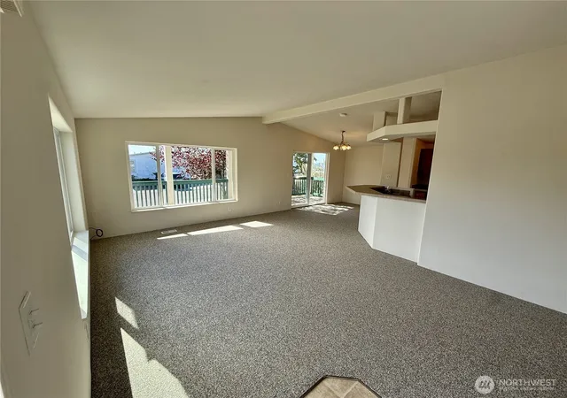 Photo 3 of Manufactured home for sale at 2602 View Pl, Anacortes, WA 98221 | MLS# NWM2590237 | Listing updated on 2026-10-06