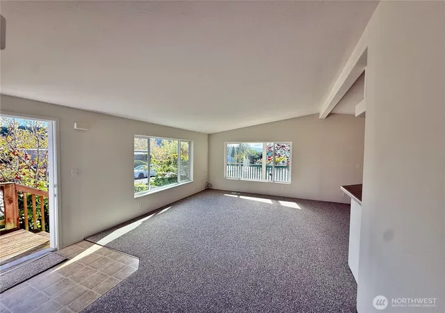 Photo 3 of Manufactured home for sale at 2602 View Pl, Anacortes, WA 98221 | MLS# NWM2590237 | Listing updated on 2026-10-06
