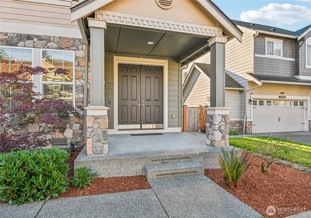 Photo 2 of Single family home for sale at 25022 113th Avenue SE, Kent, WA 98030 | MLS# NWM2590240 | Listing updated on 2026-10-10