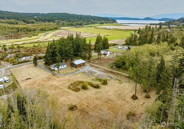 Manufactured home for sale at 162 W Frostad Rd, Oak Harbor, WA 98277 | MLS# NWM2590253