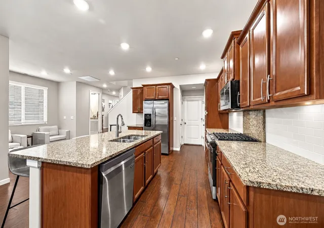 Photo 3 of Townhouse for sale at 2733 197th Lane SW #B, Lynnwood, WA 98036 | MLS# NWM2590262 | Listing updated on 2026-10-02