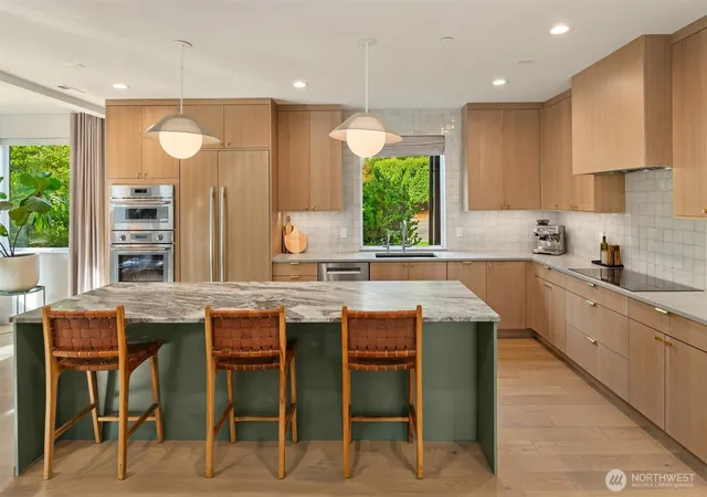 Photo 3 of Single family home for sale at 1030 3rd Street, Kirkland, WA 98033 | MLS# NWM2590263 | Listing updated on 2026-10-02