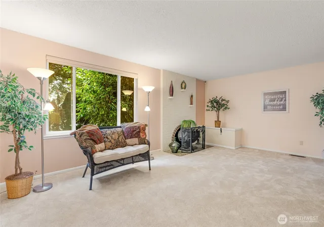 Photo 3 of Single family home for sale at 23811 Brier Rd, Brier, WA 98036 | MLS# NWM2590264 | Listing updated on 2026-10-02